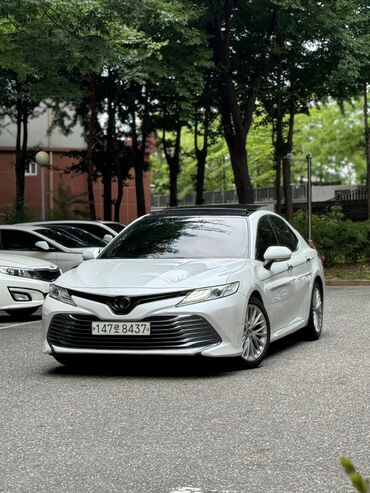сидение на машину: Toyota Camry: 2019 г., 2.5 л, Автомат, Бензин, Седан