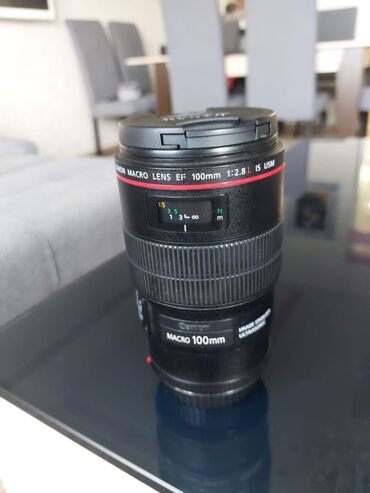 canon r5: Canon EF 100mm f/2.8L Macro IS USM - Lense Ela veziyyetdedir. Az