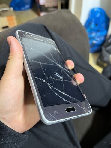 Samsung: Samsung Galaxy J2 Prime, 32 GB, rəng - Qara, Qırıq — 9