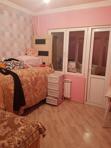 Köhnə tikili: Bakı, 5 otaqlı, Köhnə tikili, 100 kv. m — 5