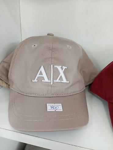 Головные уборы: Кепки — 12