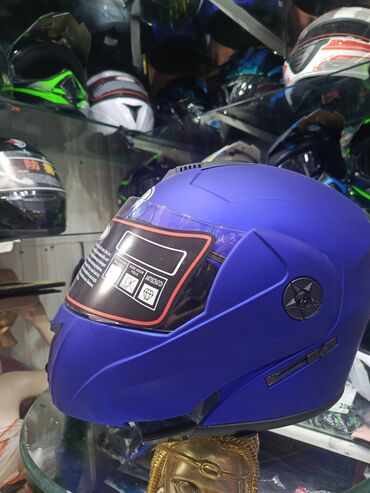 Moto dəbilqələr: Moto Dəbilqə Çənəsi açılan Mat qara 75azn Parlaq çənəsi açılan 95azn — 27