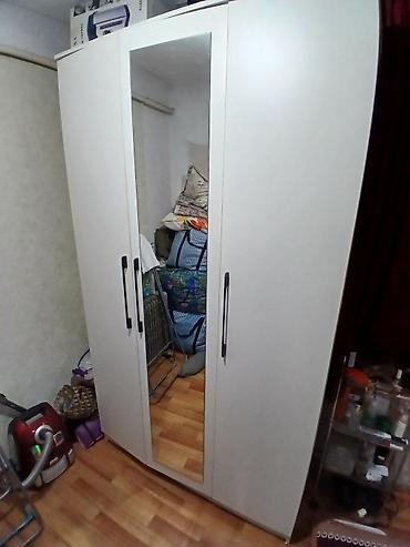обмен одежды: Отдам за 13000. Трёхдверный шкаф-купе для одежды (распашные двери) - — 3