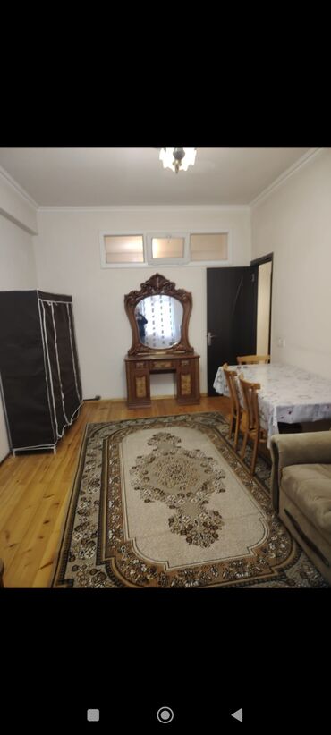 Uzunmüddətli kirayə mənzillər: Xırdalanda yol qırağı 2 otaqlı əşyalı ev kirayə verilir 3 mərtəbə — 9