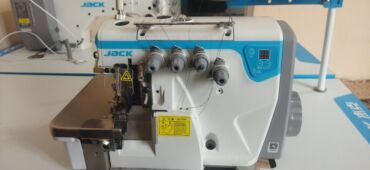 4 ниточная бу: Швейная машина Jack, Автомат