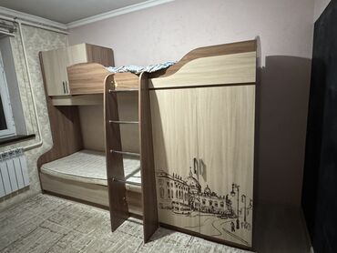 мебель б у кара балта: Срочно продаю двухъярусную кровать имеется шкаф для одежды и учебников