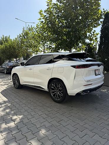 android bmw: Changan Uni-Z: 2026 г., 1.5 л, Автомат, Бензин, Кроссовер — 4