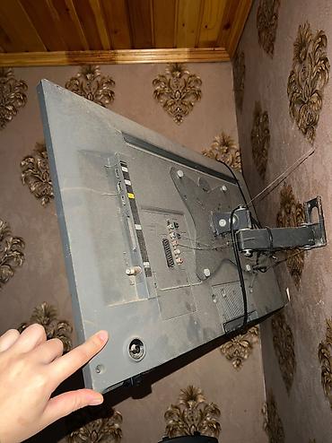 ТВ и видео: Б/у Телевизор Samsung DLED 32" Самовывоз, Платная доставка, Доставка в районы — 4