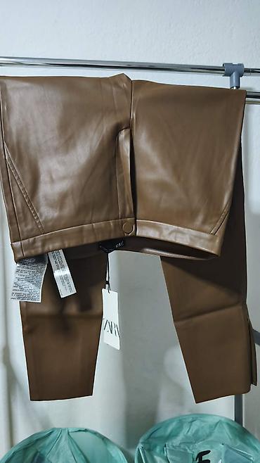 Ostale pantalone: ZARA ženske pantalone od eko kože - Model: uske/skinny siluete sa — 1