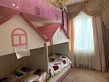 upper intermediate: Детская гарнитура, Б/у, Для девочки, Самовывоз — 2