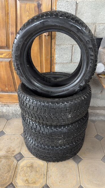 покрышка мотоцикл: Шины 235 / 55 / R 18, Зима, Б/у, Комплект, Легковые, Firemax