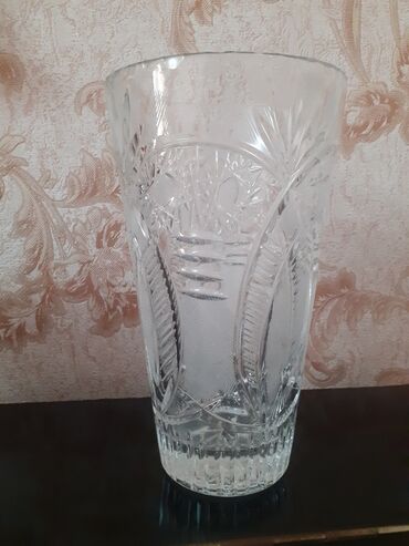 ваза стеклянная прозрачная высокая без узора: Хрустальная ваза 20 м