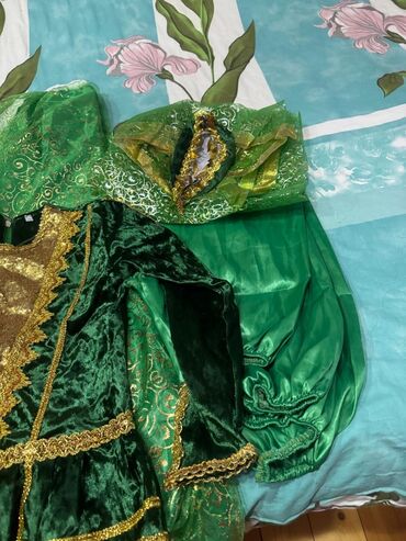 Milli geyimlər: Məhsul: Uşaq üçün milli geyim dəsti Təsvir: - Parlaq atlas — 11