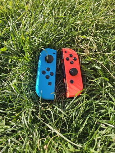 сколько стоит nintendo switch: Продам оригинальные Joy-Con для Nintendo Switch. Состояние как новое