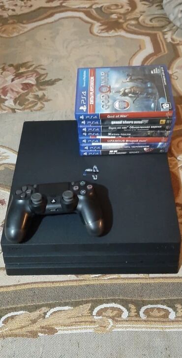 PS4 (Sony PlayStation 4): Плейстешин 4 про 
все работает, комплект на фото