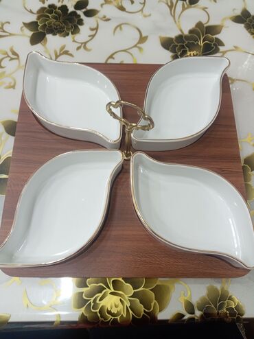 ağ çiçəyim: Çerez qabi satılır. Az işlədilib, yaxşı vəziyyətdədir. Qiymət 12