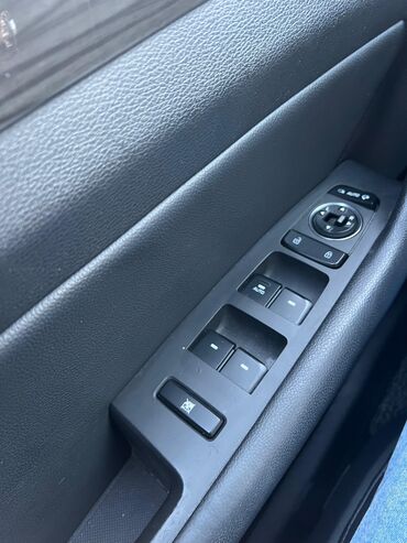 Hyundai: Hyundai Sonata: 2 l | 2014 il Sedan — 16