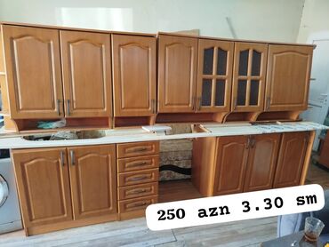 şəkər tozu topdan satışı: Metbex mebeli satilir 250 azn olcu.3metr 30sm unvan Razin catdirilma