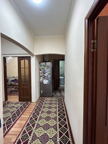 Офисы: 4 комнаты, 89 м², 105 серия, 3 этаж, Косметический ремонт