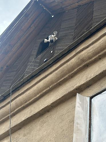 Продажа коттеджей и домов: Продается дом с участком в районе ГЭС‑2. Параметры: - Площадь дома — 15