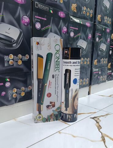 Mini popkorn aparatları: Müxtəlif məişət əşyaları topası. Dəstdə Dessini əl mikseri, saç — 3