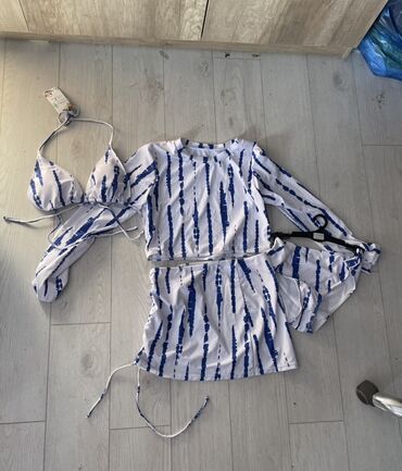 белый купальник: Өзүнчө болгон купальник, Бели өйдө, 2XL (EU 44)