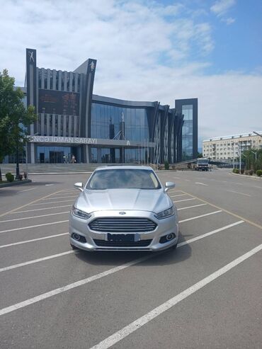 Ford Fusion: 1.5 л | 2014 г. 243000 км Седан