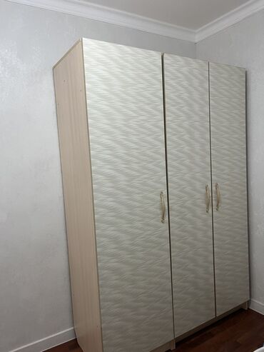 вешалка для пиджака напольная: Шкаф для одежды, Прямой