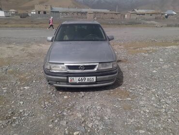 Opel: Opel Vectra: 1994 г., 1.6 л, Механика, Бензин