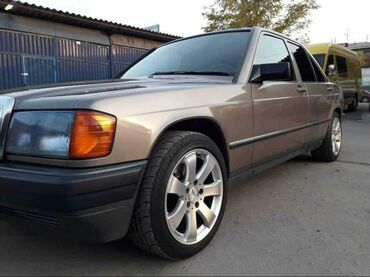 Mercedes-Benz: Mercedes-Benz 190: 1988 г., 2.6 л, Механика, Бензин, Седан — 7