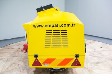 Аппараты для штукатурки и шпаклевки: Агрегат сатылат в наличии бар срочно штукатурка кылганы штукатурный — 21