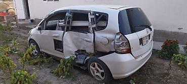 айнек авто: Honda Fit: 2002 г., Хетчбек — 1