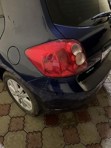 jac js6: Toyota Auris: 2009 г., 1.6 л, Механика, Бензин, Хэтчбэк — 6