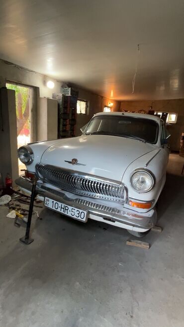 06 sekileri: QAZ 21 Volga: 2.6 l | 1969 il | 29000 km Sedan