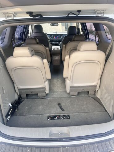 Kia: Kia Carnival: 2018 г., 2.2 л, Автомат, Дизель, Минивэн — 8