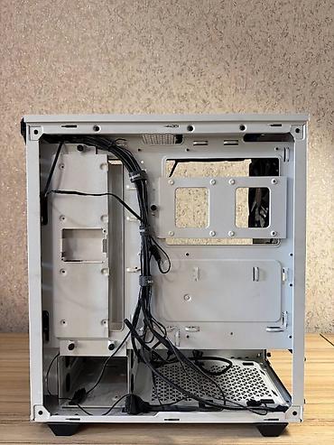 Корпусы ПК: Корпус ПК, Б/у, ATX, цвет - Белый — 10