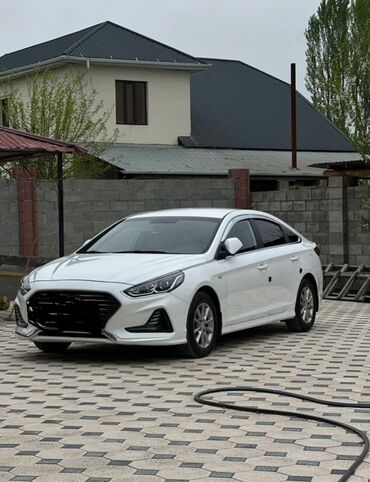 corolla runx: Ижарага берем: Жеңил унаа, Такси үчүн