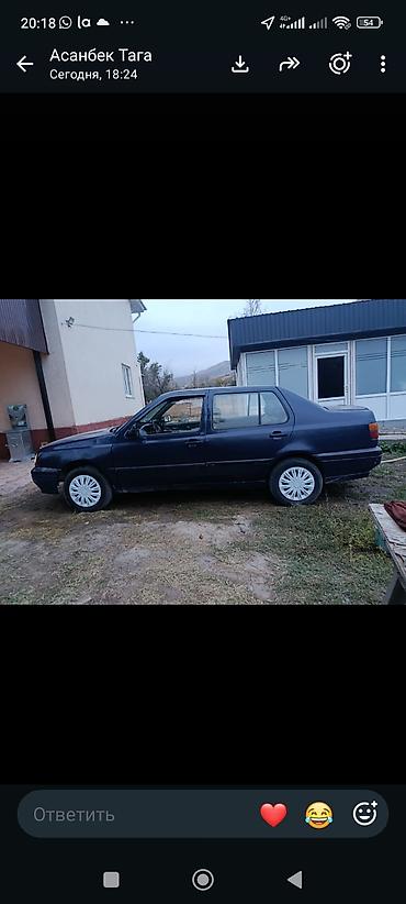 Volkswagen: Volkswagen Vento: 1992 г., 1.8 л, Механика, Бензин, Седан — 4
