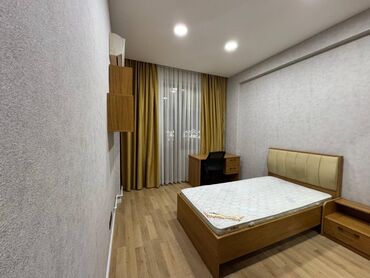 Uzunmüddətli kirayə evlər: 146 kv. m, 4 otaqlı — 12