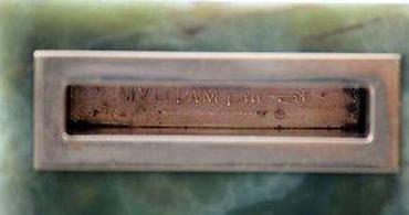 Upaljači i prateća oprema: Vintage MYLFLAM PIRAT stono postolje za upaljač. 670 grama! West — 8