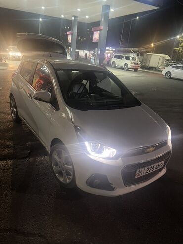 мини погрушчик: Chevrolet Spark: 2017 г., 1 л, Автомат, Бензин, Хэтчбэк