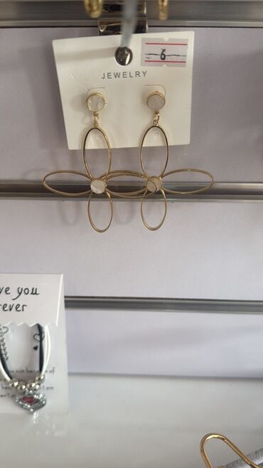 Bijuteriya dəstləri: Qadın bəzək aksesuarları – geniş seçim Məhsullar: - Qızılı tonlarda — 14