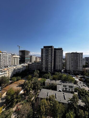 продаю квартиру город бишкек: 2 комнаты, 66 м², Элитка, 10 этаж, Евроремонт
