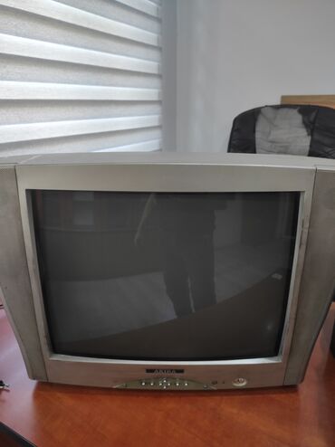 экран: Б/у Телевизор Akai 28"
