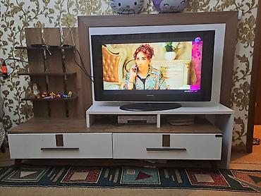 Mebel: İşlənmiş, Düz TV altlığı, Polkalı, Laminat, Türkiyə — 1