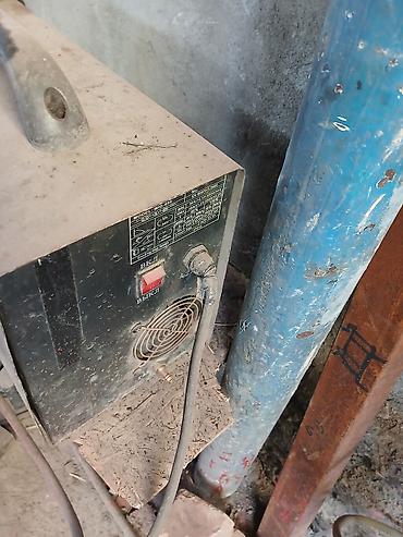 Сварочные аппараты: Сварочный аппарат УРАГАН MIG-600. ПРОДАЮ 8 тыс полуавтомат. - — 2