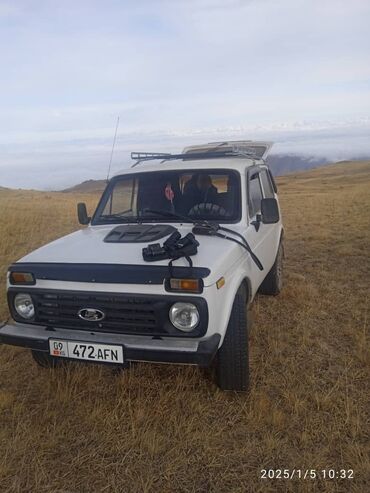 ВАЗ (ЛАДА): ВАЗ (ЛАДА) 4x4 Нива: 1994 г., 1.6 л, Механика, Бензин, Внедорожник