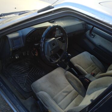 Mazda: Mazda 2: 1987 г., 2 л, Механика, Газ, Седан — 7