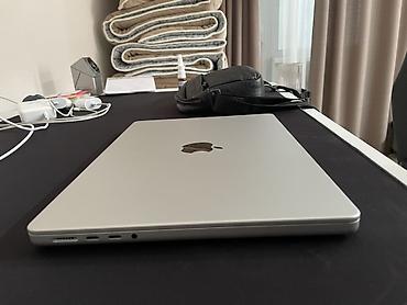 poco pad pro: Apple MacBook Pro 14" M5 Pro (серебристый) В продаже Макбук про 14 М5 — 2