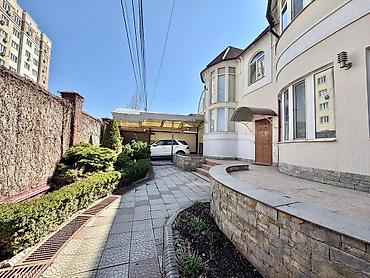 Продажа коттеджей и домов: Продаётся двухэтажный дом в востребованном районе по первой линии — 1